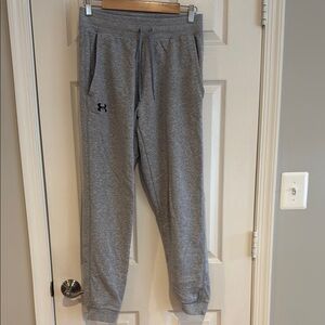 Under Armour Men’s Gray Jogger Pants size Medium